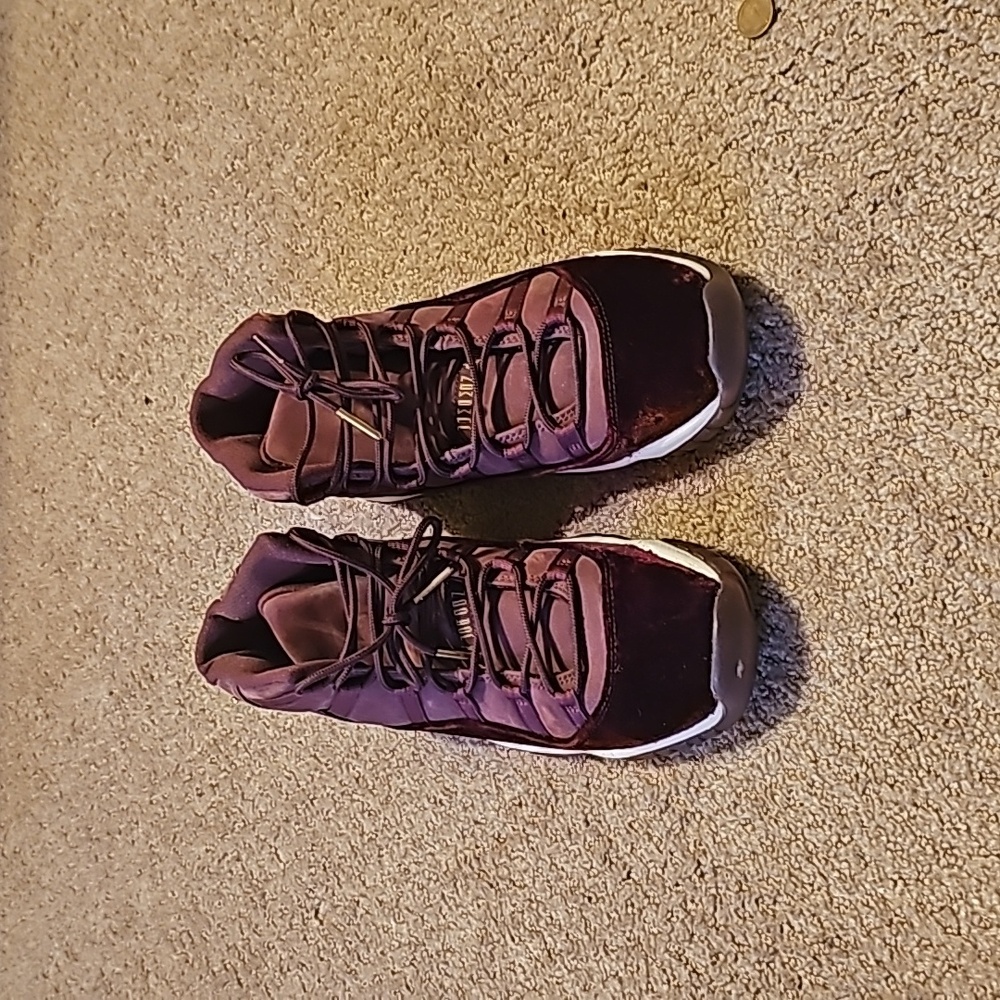 Air Jordan 11 Retro GG Heiress ' Velvet'